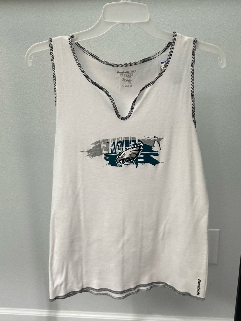 NFL Reebok Philadelphia Eagles Women’s White Tank Top - size L